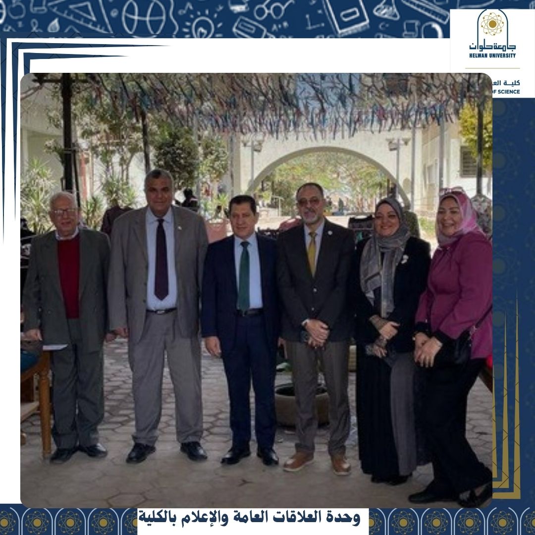 المعرض الخيري للملابس الذى نظمته "وحدة خدمة المجتمع" بالكلية